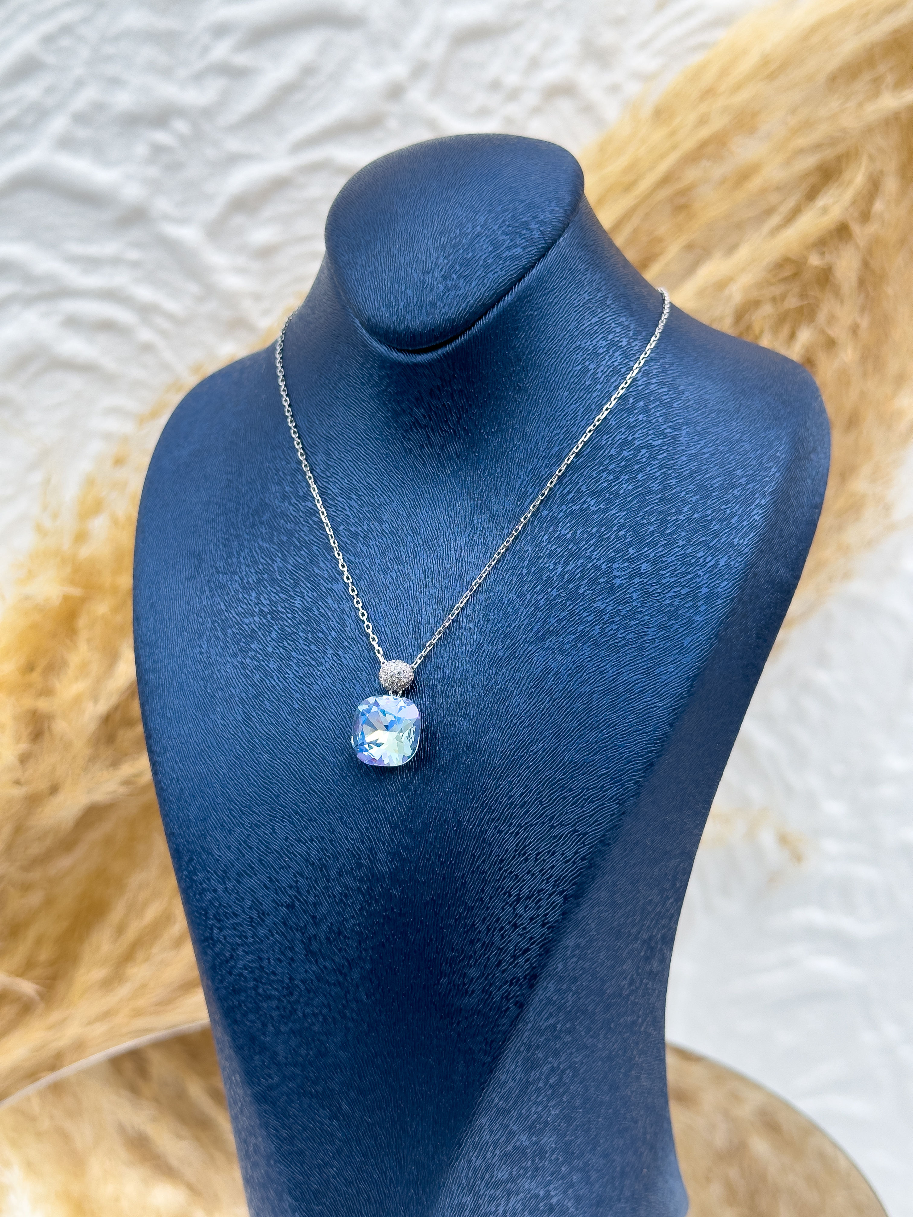 925 Ayar Gümüş Baget Mistik Topaz Taşlı Özel Tasarım Kadın Kolye